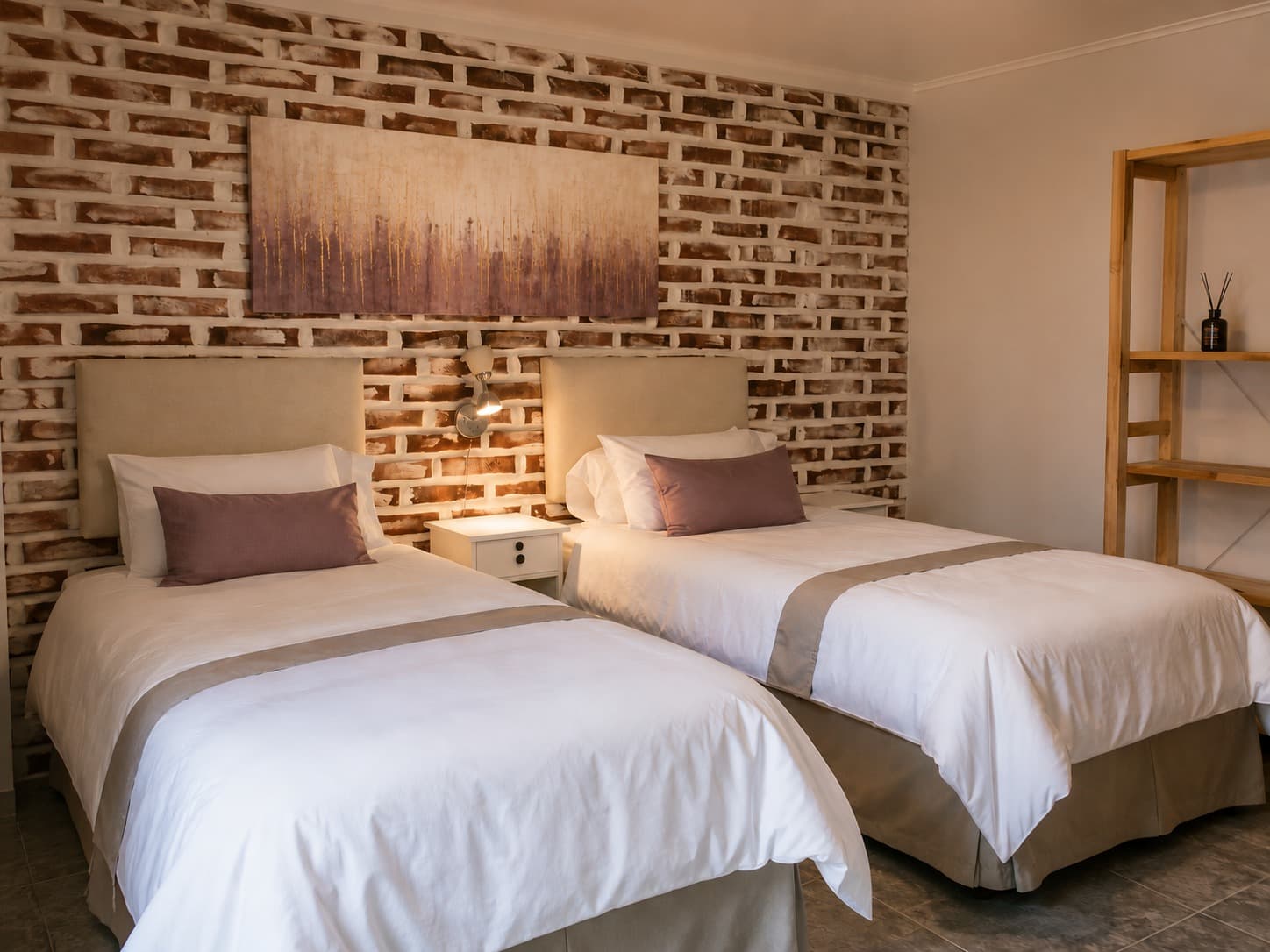 Suite — view 1